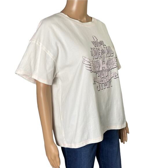 Le Lis Ivory Graphic T-shirt Size L - Picture 2 of 5